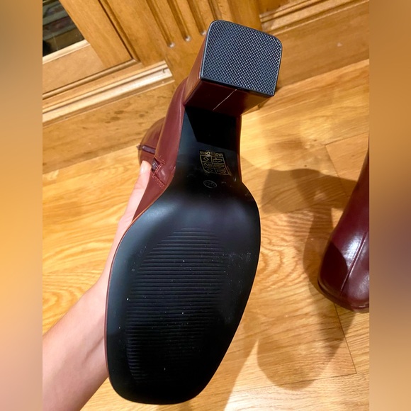 Women's Heeled Burgundy Mid / Upper Calf-High Boots - Never Worn!! New - Picture 2 of 7